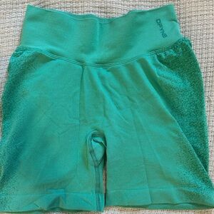 DFYNE green shorts